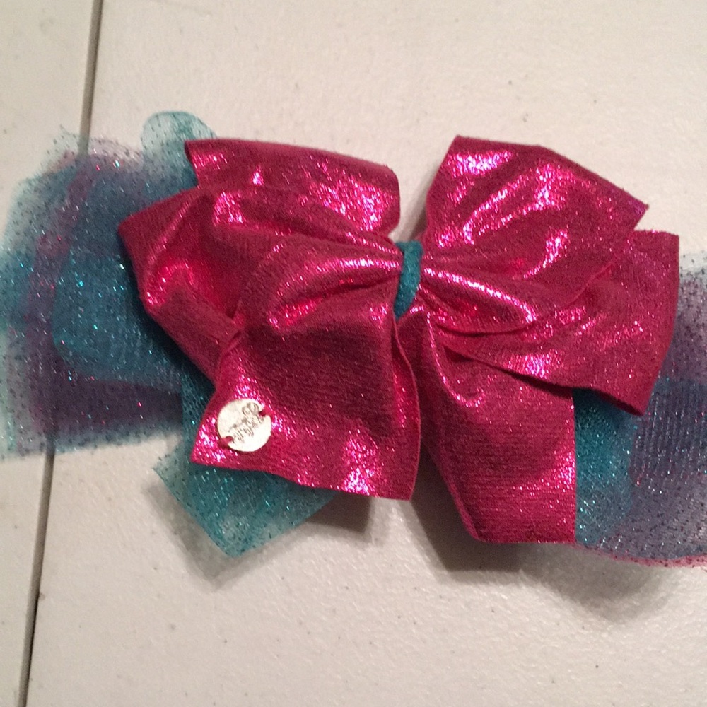 JoJo Siwa Bow